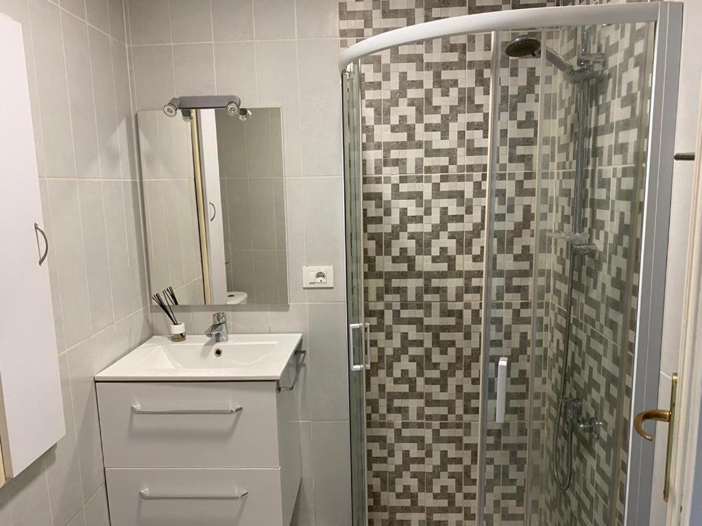 Apartamento Vigo Centro Comercial Travesia De Vigo Exterior foto